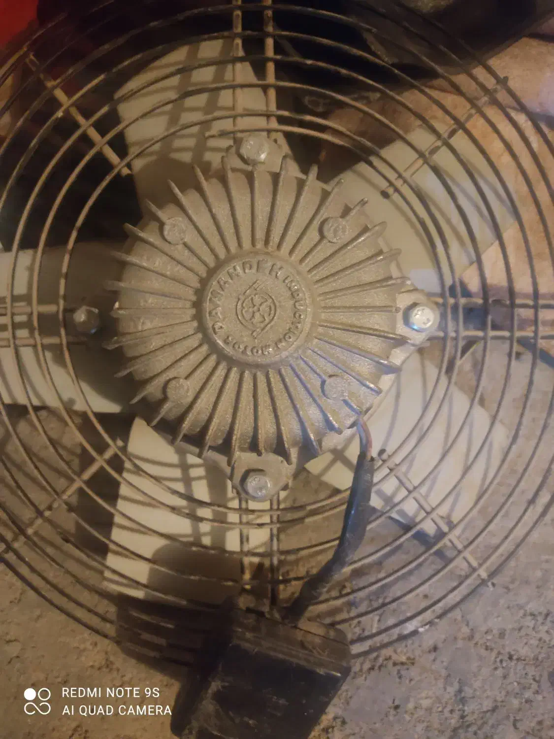 فن مدل دمنده صنعتی ۴۰در۴۰|پنکه و تصفیه‌کنندهٔ هوا|اصفهان, کوی شهید کشوری|دیوار