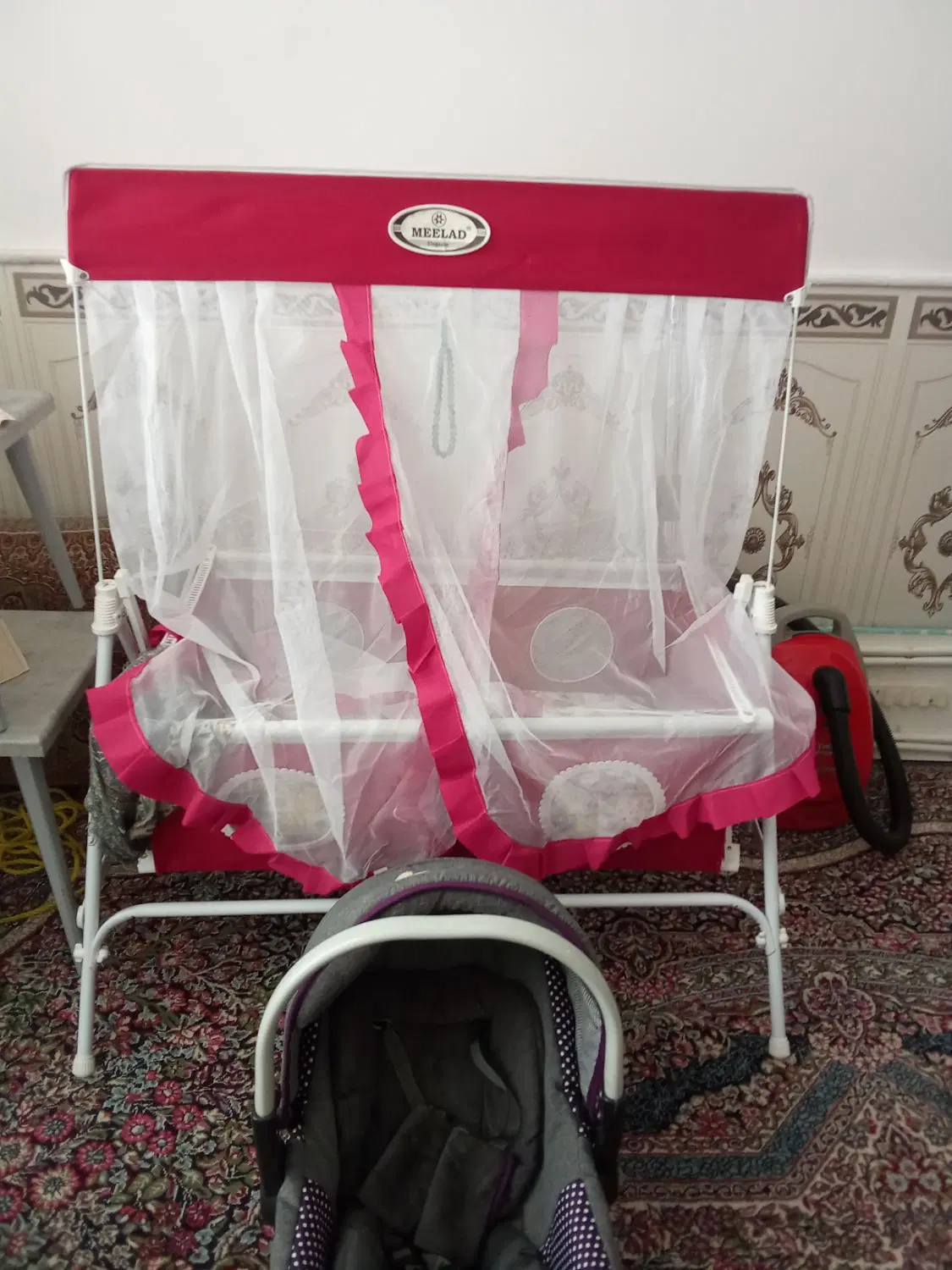 درحدنو|تخت و صندلی بچه|رفسنجان, |دیوار