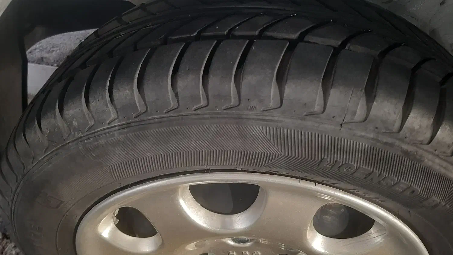 رینگ و لاستیک یزد ۱۴ ۹۰ درصد|قطعات یدکی و لوازم جانبی|قدس, شهرقدس|دیوار