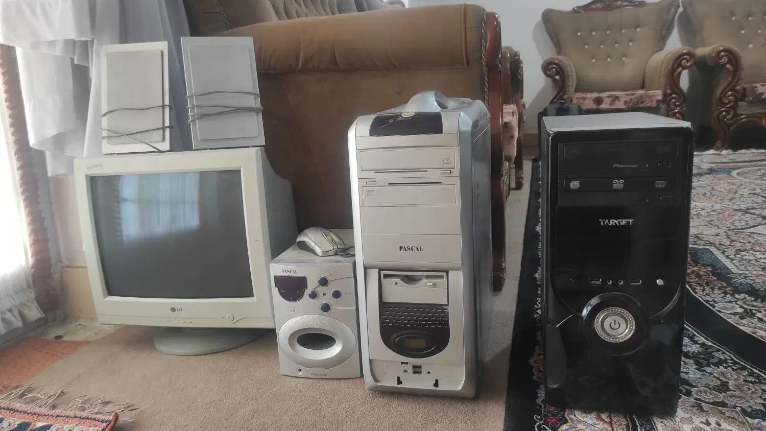 کیس به همراه مانیتور و اسپیکر|رایانه رومیزی|بندرعباس, |دیوار