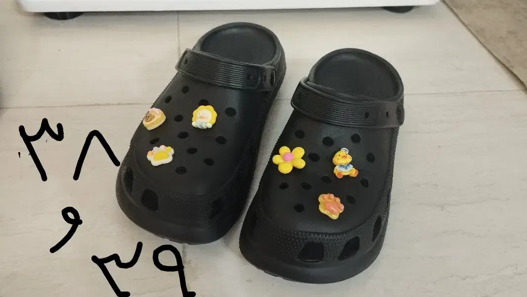 دمپایی کراکس و لبوبو و تسمه ای|کیف، کفش، کمربند|خرم‌آباد, |دیوار