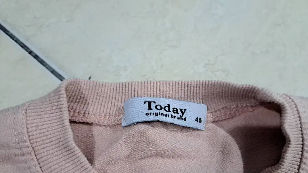 تعدادی لباس بچگانه مناسب ۴تا۵ سال|کفش و لباس بچه|تهران, مسعودیه|دیوار