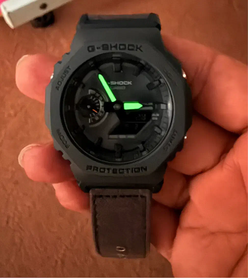 ساعت کاسیو جی شاک اصلB2100CT-1A5DR|ساعت|چابهار, |دیوار