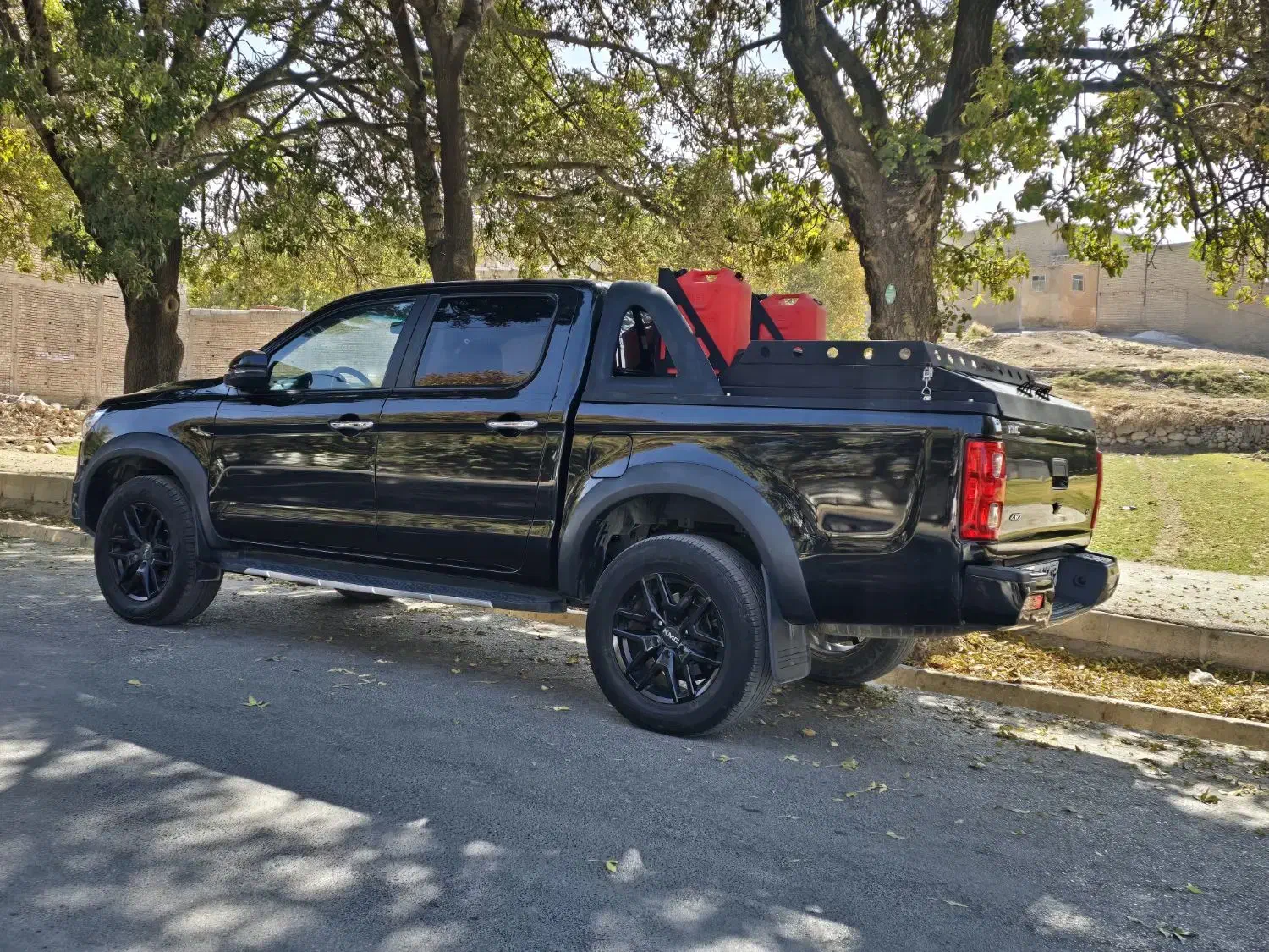 کی ام سیKMCT8|خودرو سواری و وانت|اقلید, |دیوار