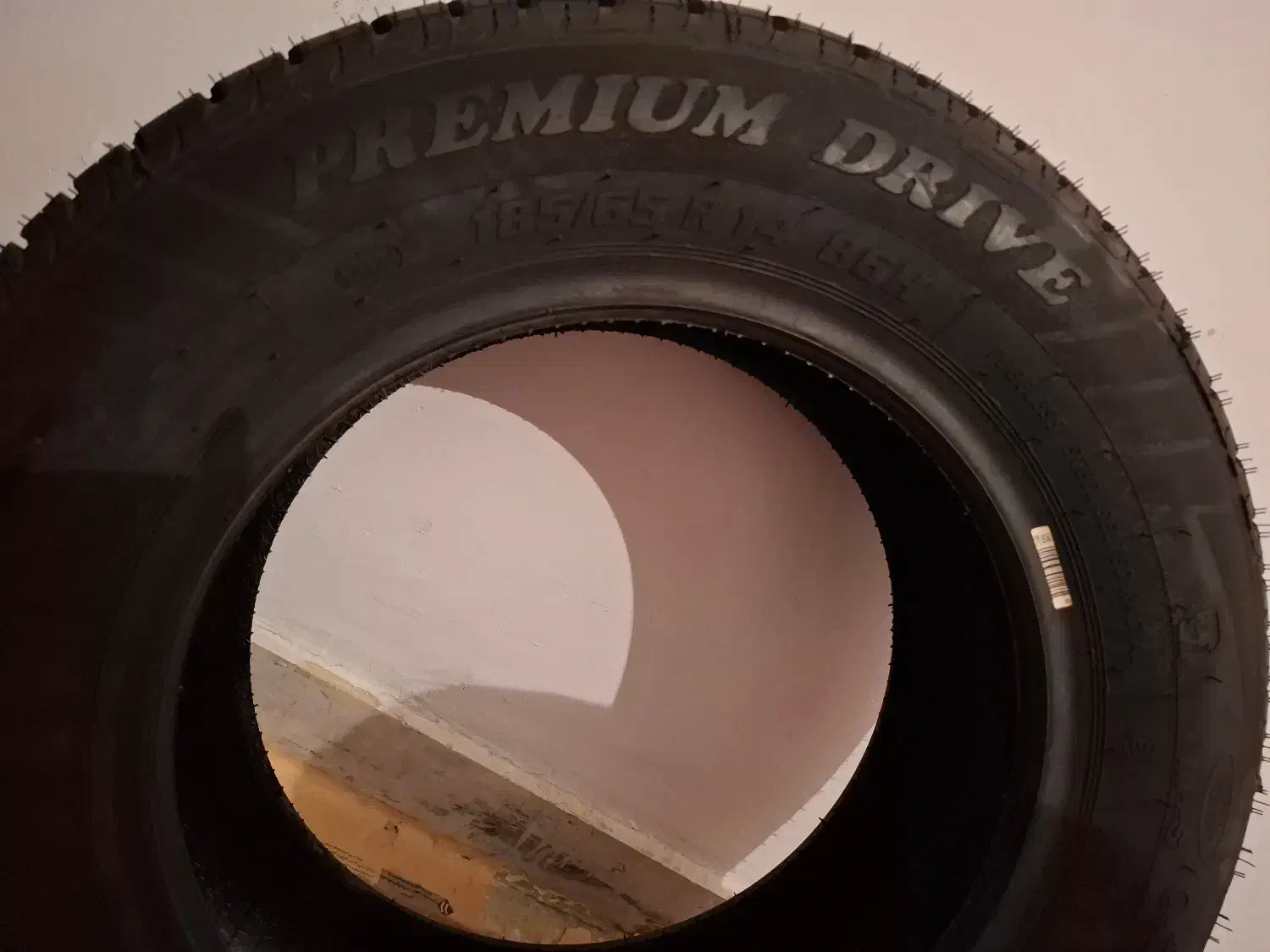 لاستیک بارز|قطعات یدکی و لوازم جانبی|سنندج, |دیوار