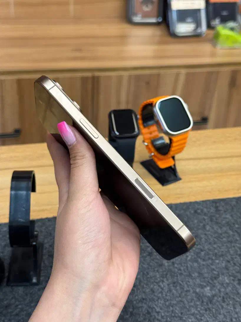 آیفون ۱۶ پرو مکس ۲۵۶ گیگ اقساط آسان|موبایل|مشهد, عامل|دیوار