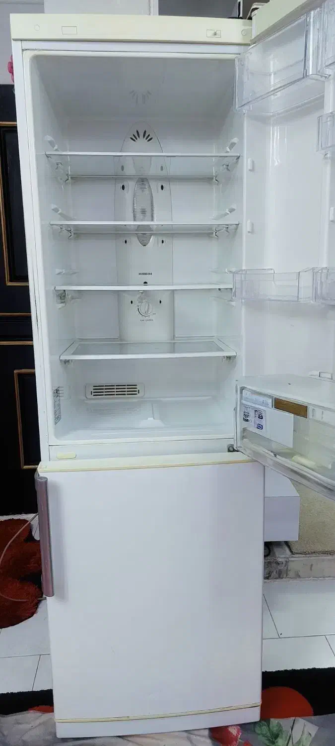 یخچال الجی اصل کره|یخچال و فریزر|رشت, باهنر|دیوار