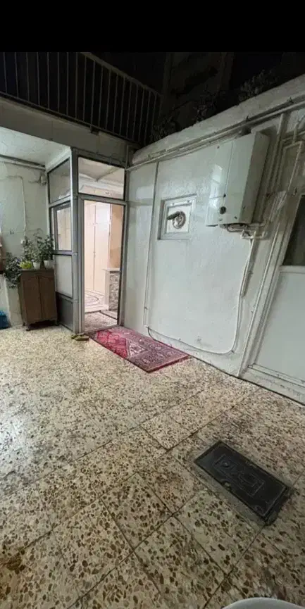 خانه حیاط دار ۴۲متری کلنگی|فروش خانه و ویلا|تهران, بیسیم|دیوار