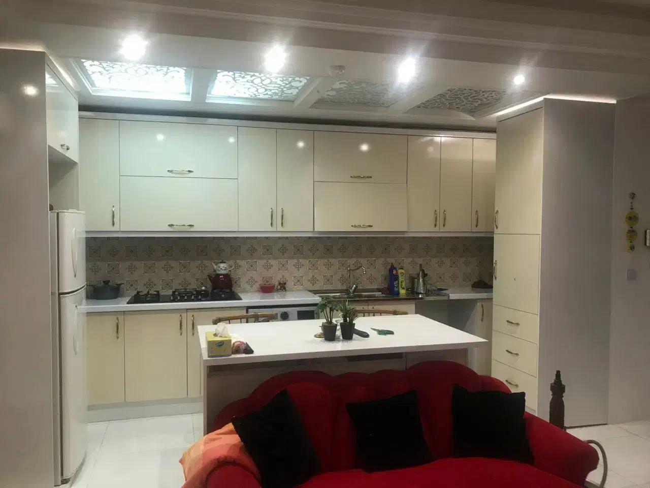 مبل ۸ نفره بدون کوسن|مبلمان خانگی و میز عسلی|گرمدره, |دیوار