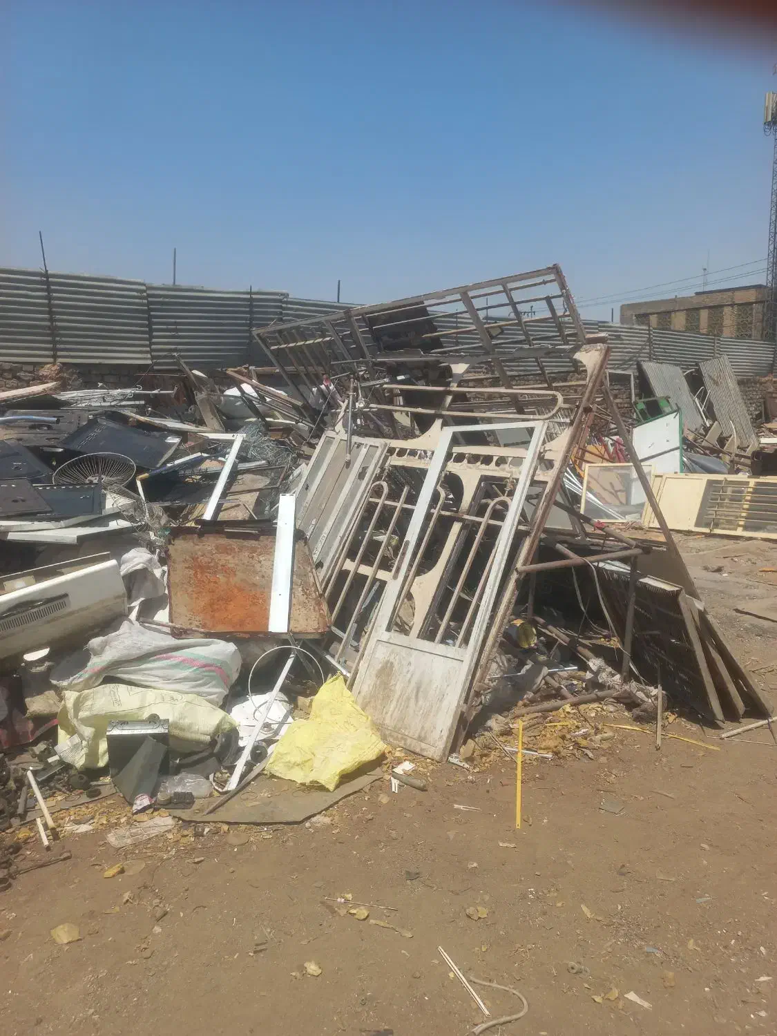 ضایعات اهن آلومینیوم مس برنج|عمده‌فروشی|مشهد, هفده شهریور|دیوار