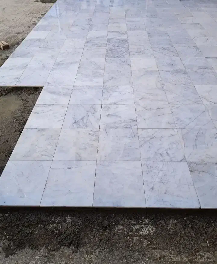 شاگرد کاشی کار میشم|خدمات پیشه و مهارت|زابل, |دیوار