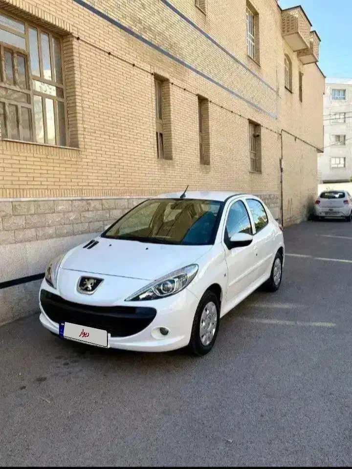 فروش پژو ۲۰۷|خودرو سواری و وانت|شیراز, سینما سعدی|دیوار