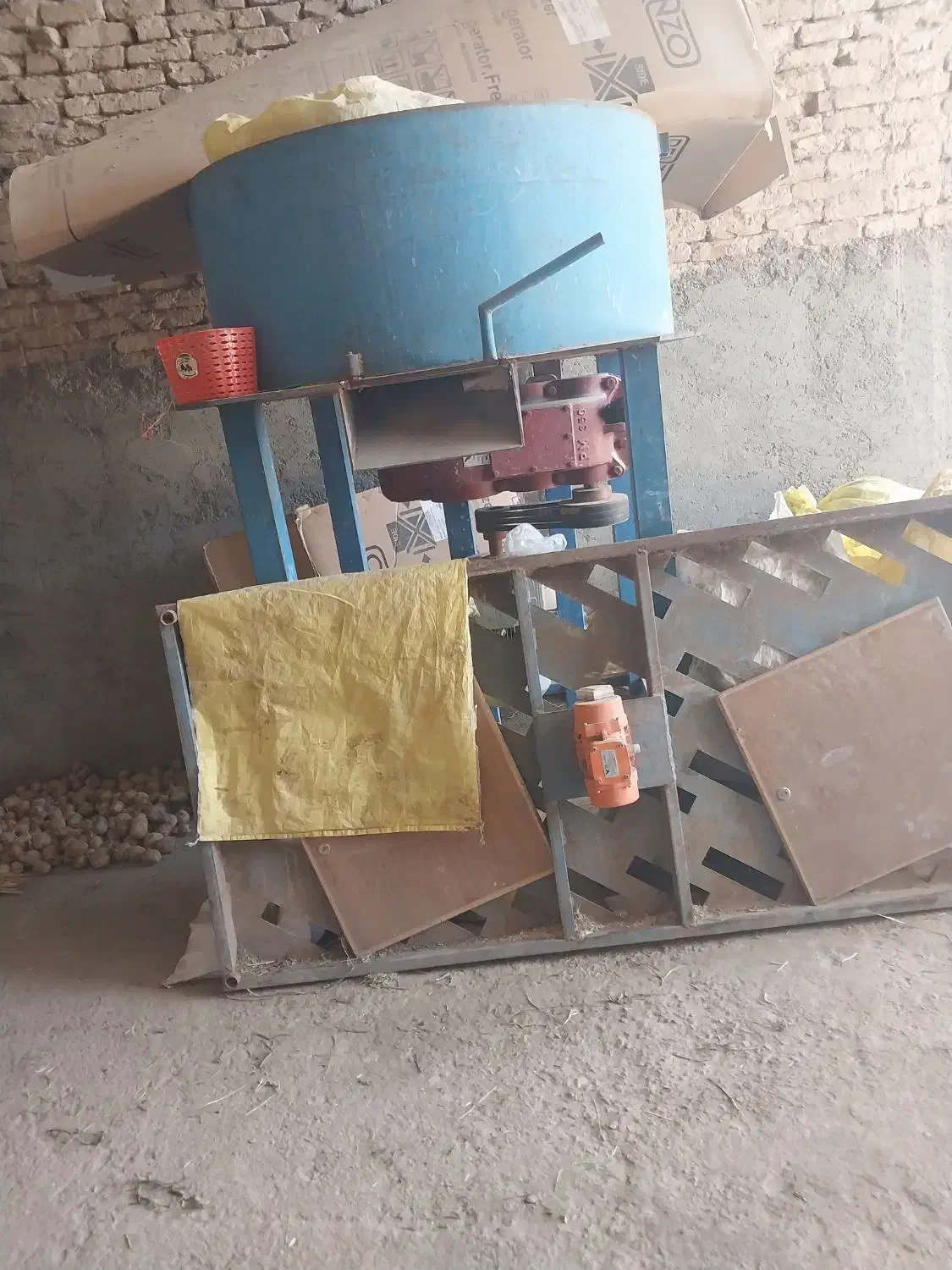 دستگاه موزاییک زنی|ماشین‌آلات صنعتی|لالجین, |دیوار