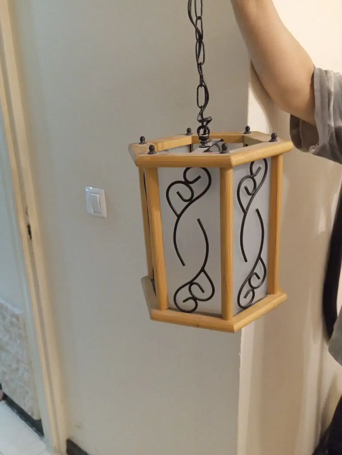 لوستر اتاق|لوستر و چراغ آویز|پردیس, فاز ۳|دیوار