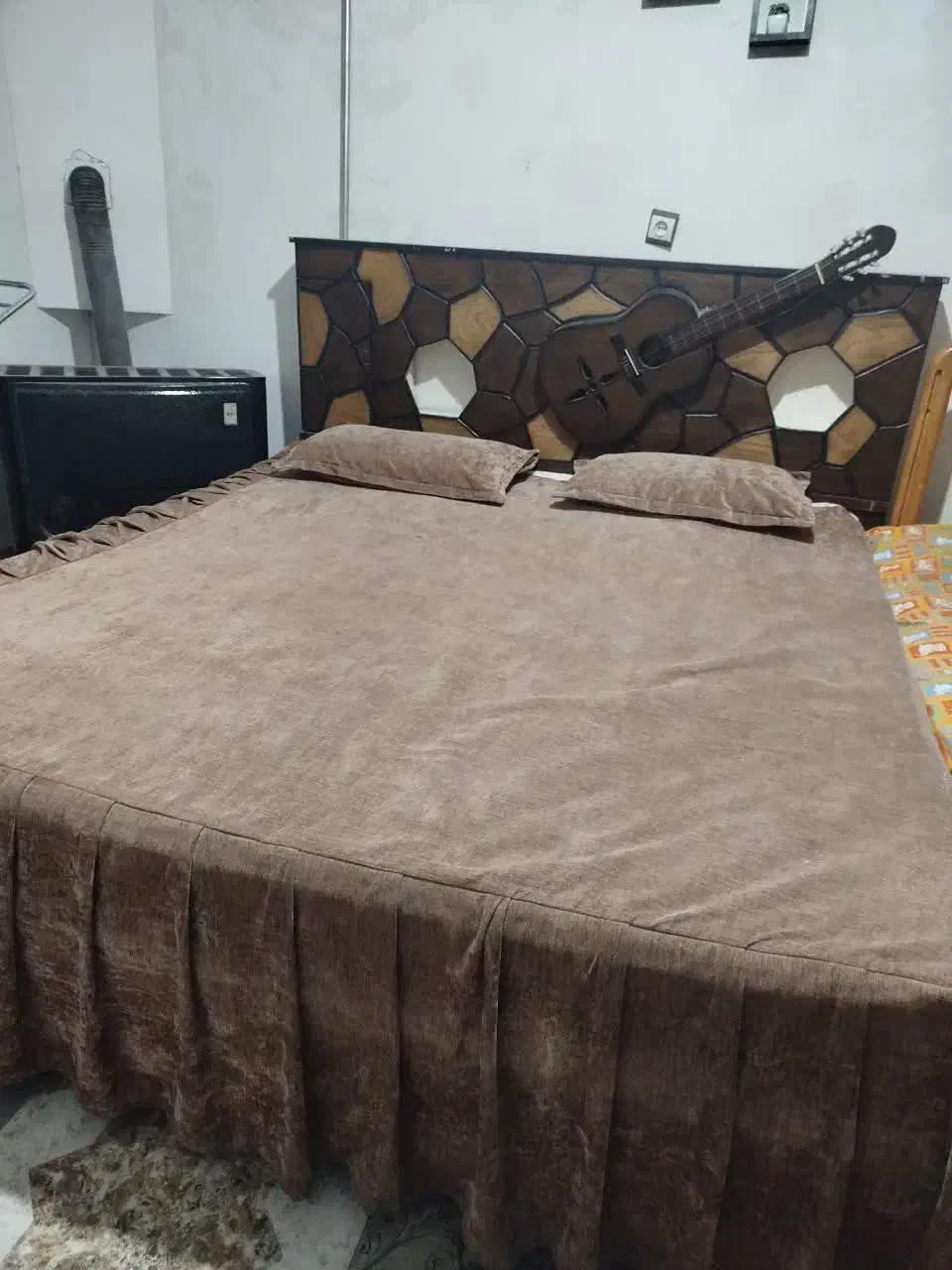 تخت خواب دو نفره و تخت کودک با دوشک|تخت و سرویس خواب|جلگه رخ, |دیوار