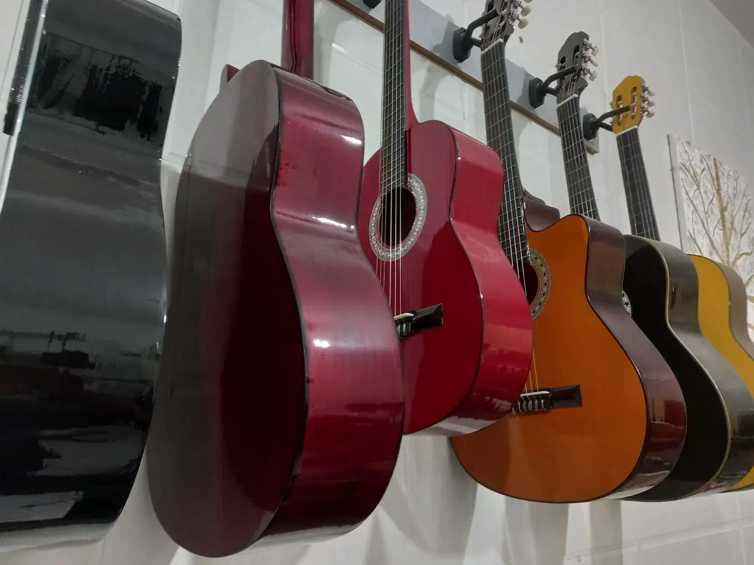 فروش گیتار کلاسیک|گیتار، بیس، امپلیفایر|بندرعباس, |دیوار