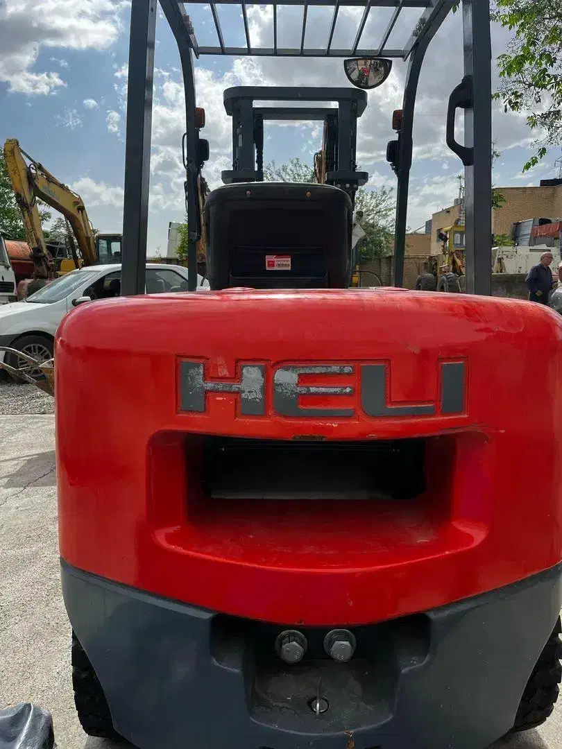 لیفتراک ۳ تن هلی|خودرو سنگین|تهران, آذربایجان|دیوار