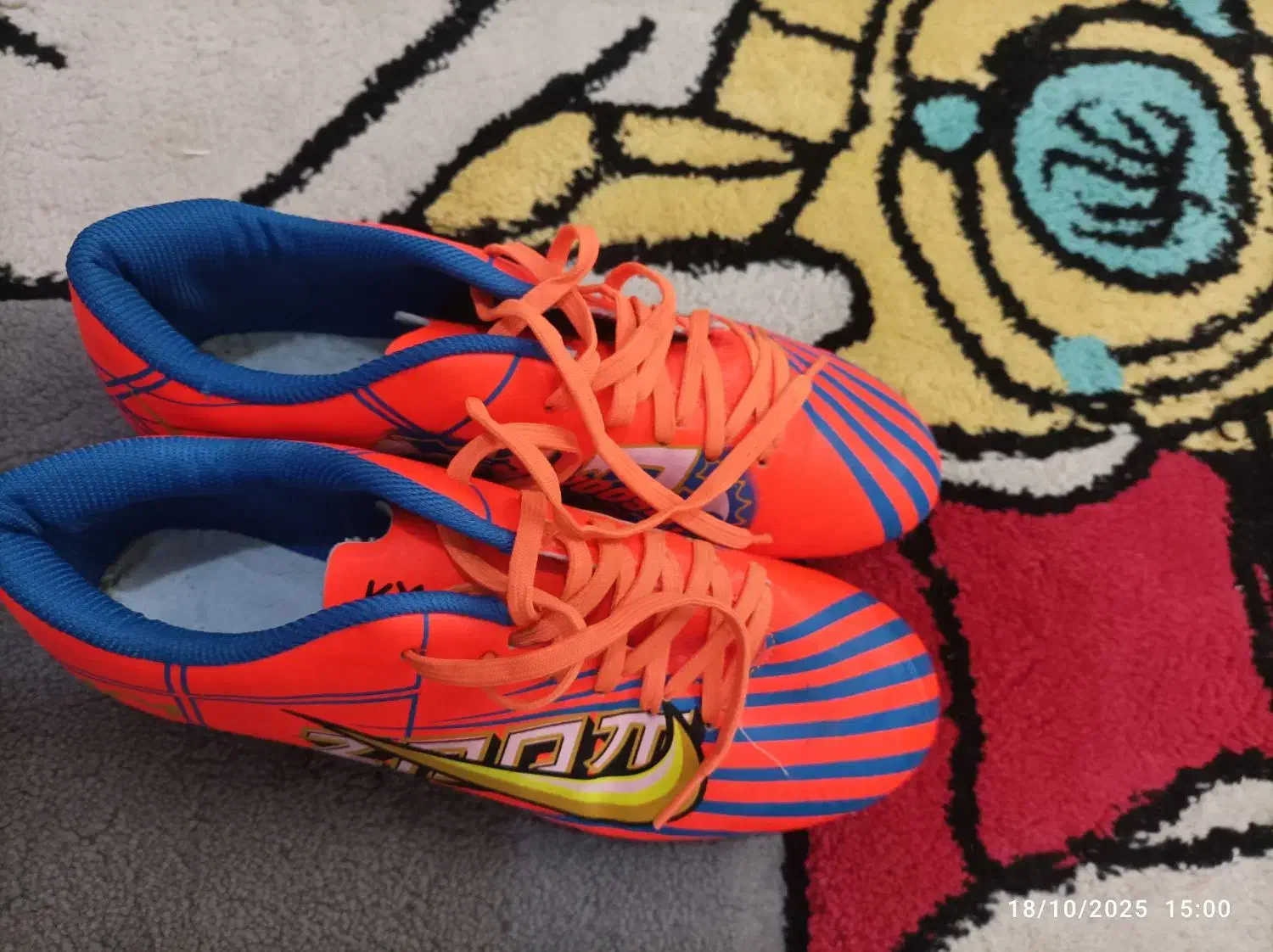 کفش ورزشی فوتبال|کیف، کفش، کمربند|رامهرمز, |دیوار