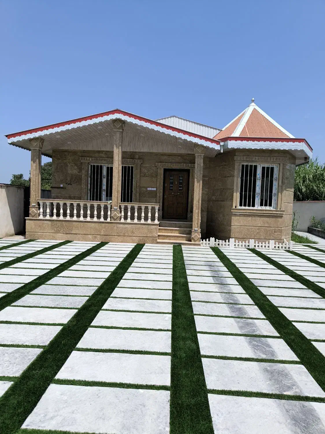 ویلا شهری ۳خواب ۴۵۰متر بنا۱۲۰متر در خشکبیجار/کد۶۷۹|فروش خانه و ویلا|رشت, منظریه|دیوار