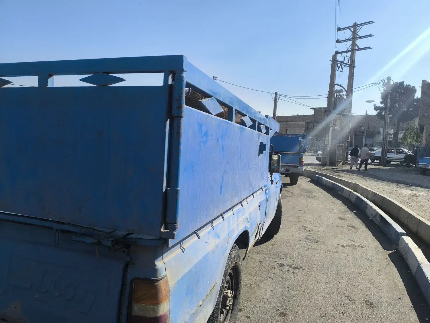 باربند شمالی قدیمی سنگین سپر عقب جلو در عقب|قطعات یدکی و لوازم جانبی|کرج, گلدشت|دیوار