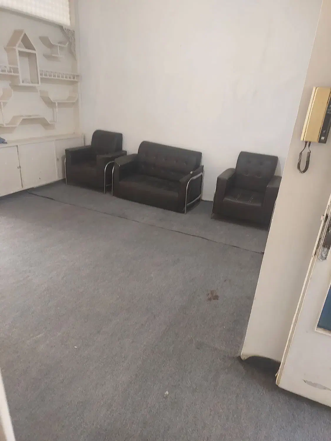 اجاره آپارتمان دربست طبقه اول / ۸۵متری کوی امام|اجارهٔ آپارتمان|اصفهان, کوی امام|دیوار