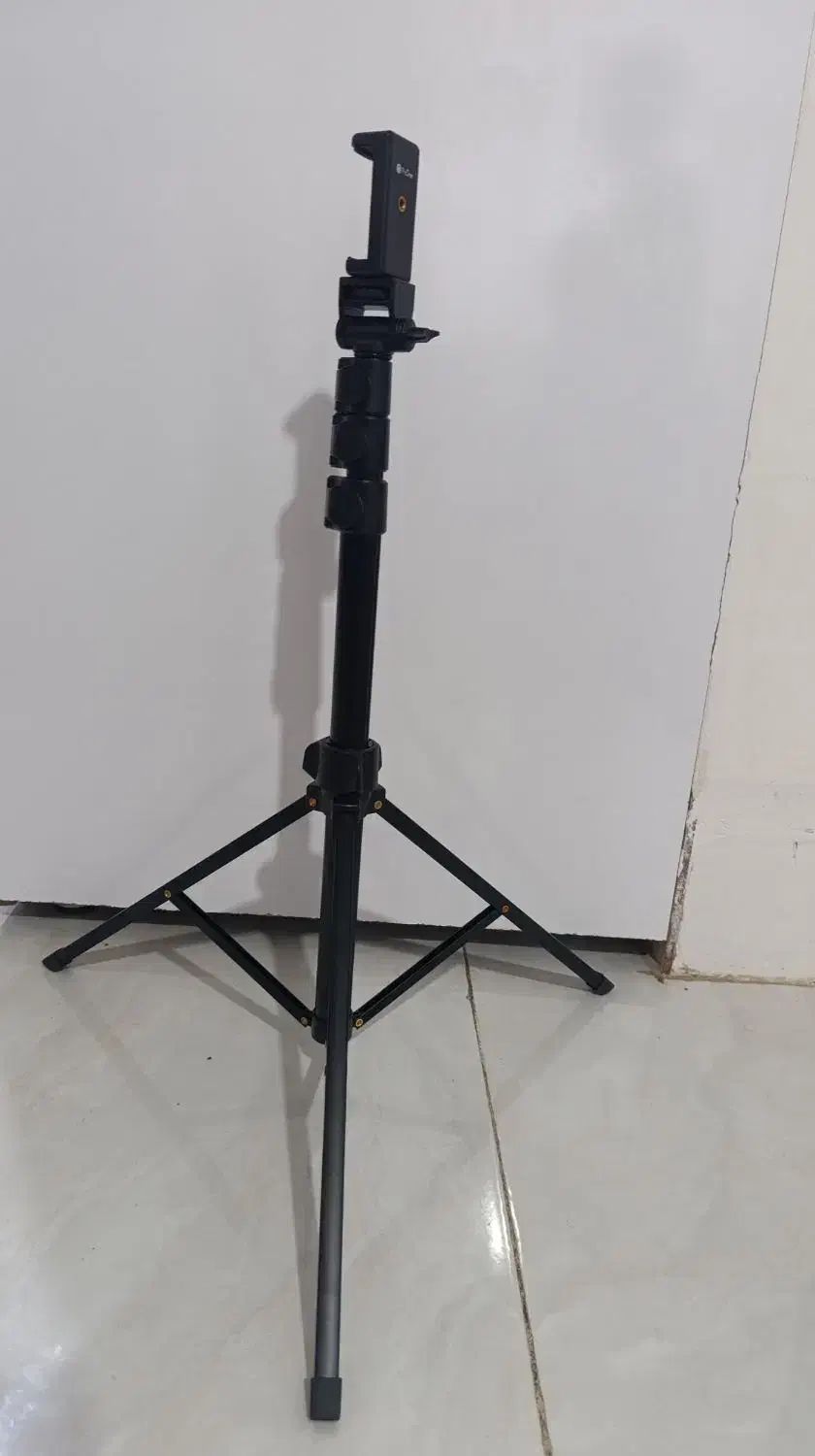 پایه گوشی برای عکس فیلم|لوازم جانبی موبایل و تبلت|نیشابور, هفده شهریور|دیوار