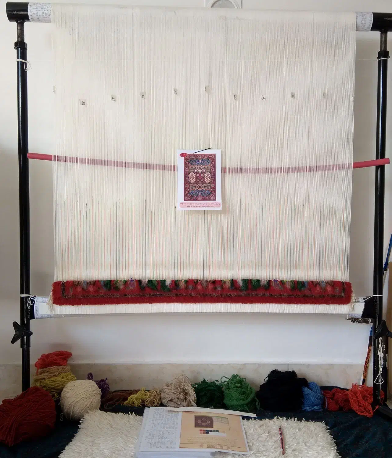 فروش دار و نخ و نقشه فرش زرع و نیم شرکتی اعلا|فرش|اسفراین, |دیوار