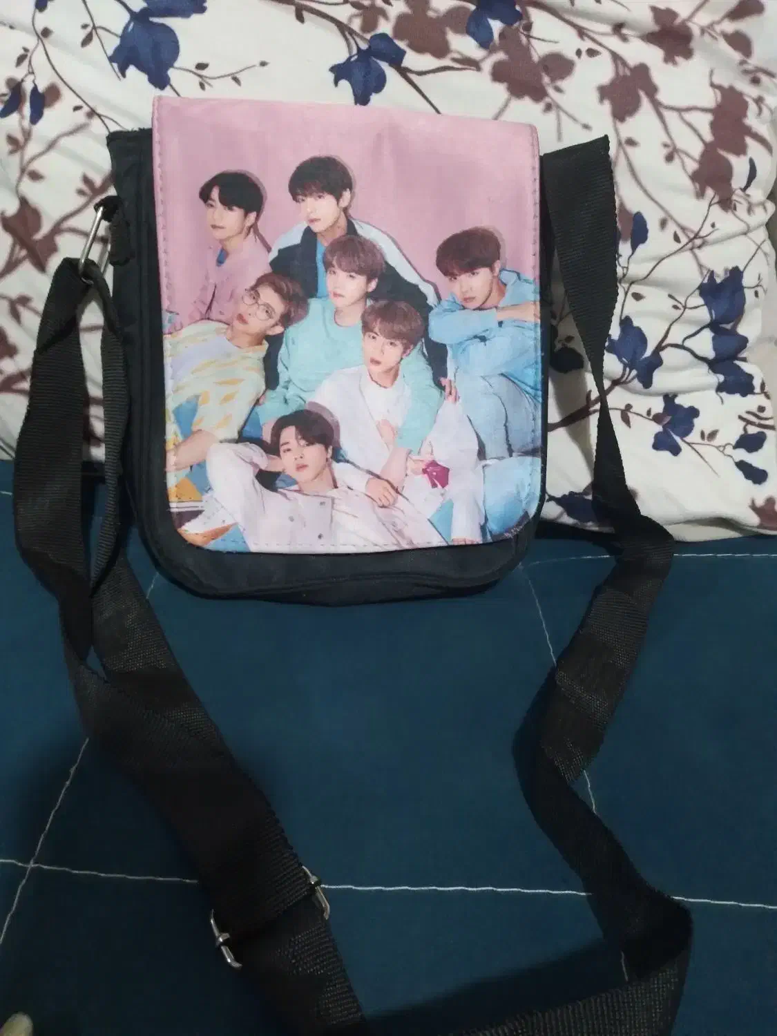 کیف|پخش‌کننده همراه|شاهین دژ, |دیوار