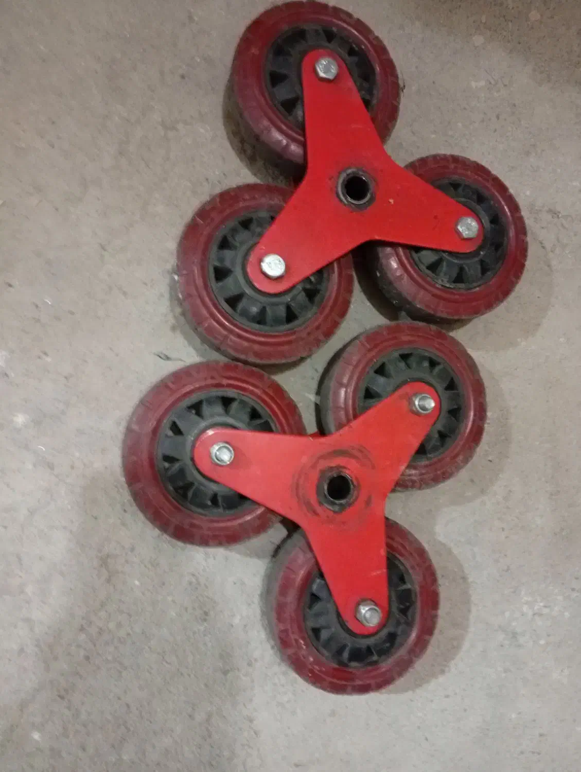 قاب چدنی مشعل.  چرخ|ابزارآلات|نسیم‌شهر, |دیوار