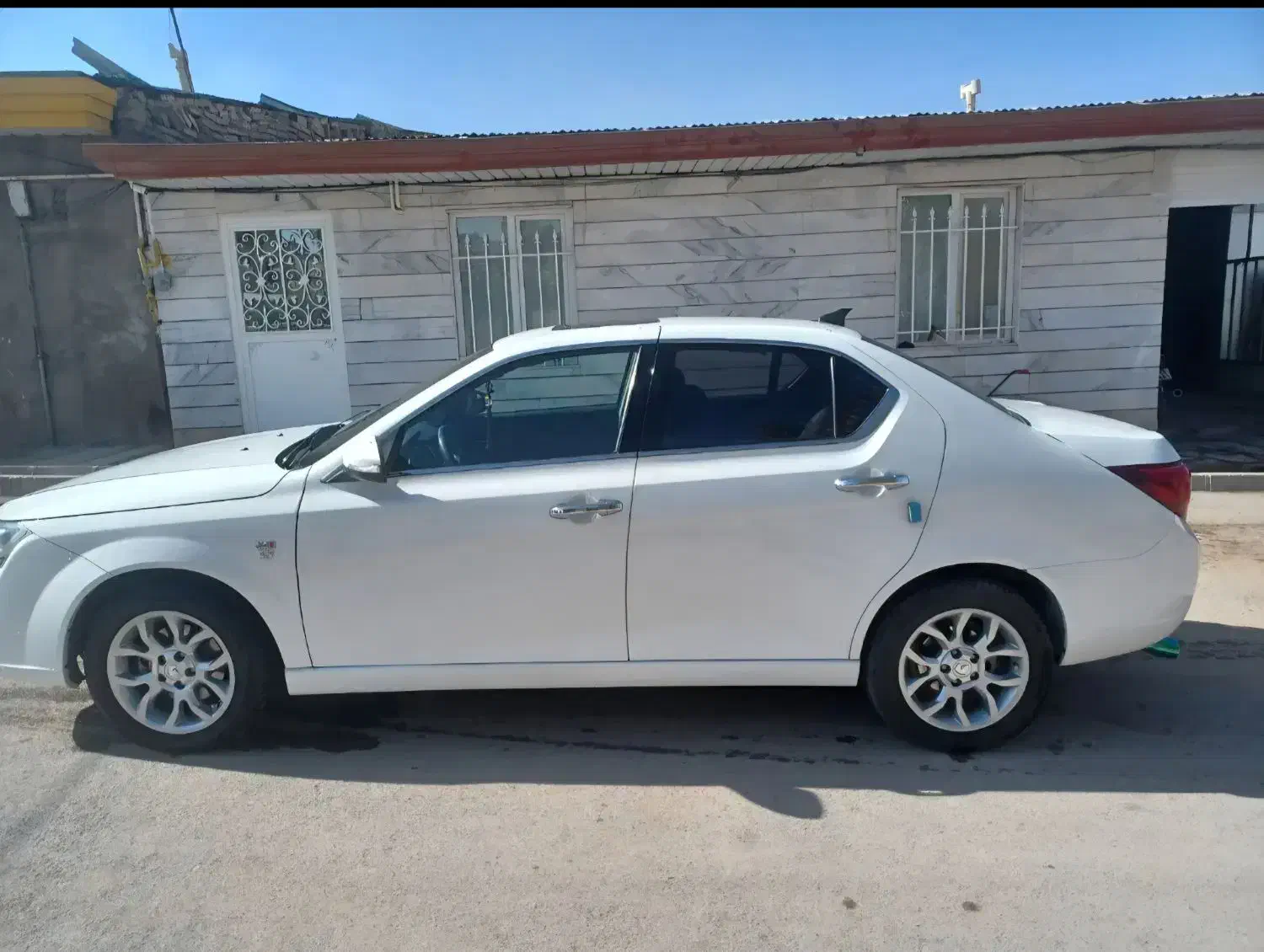 دناپلاس اتوماتیک ۴۰۲|خودرو سواری و وانت|اصفهان, ملاصدرا|دیوار