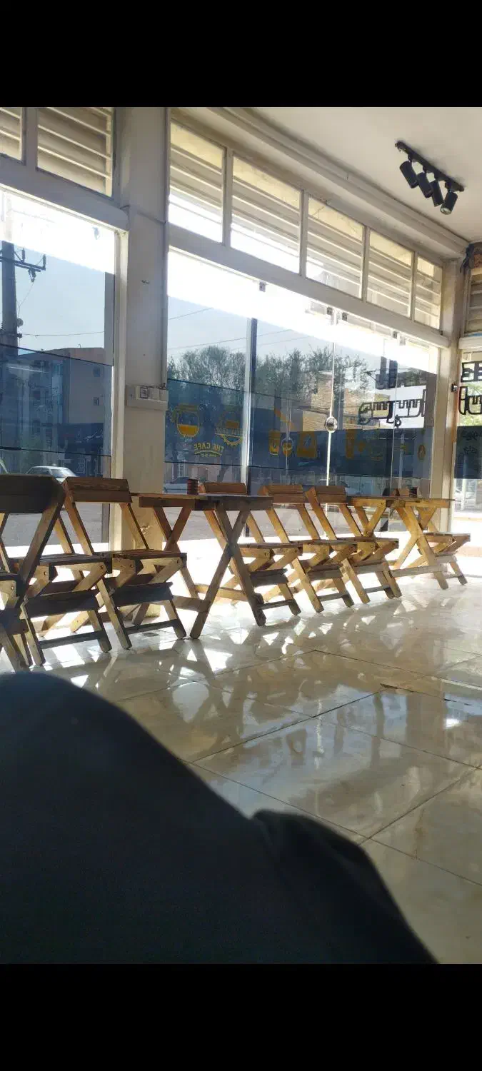 میز و صندلی|میز و صندلی غذاخوری|دهلران, |دیوار