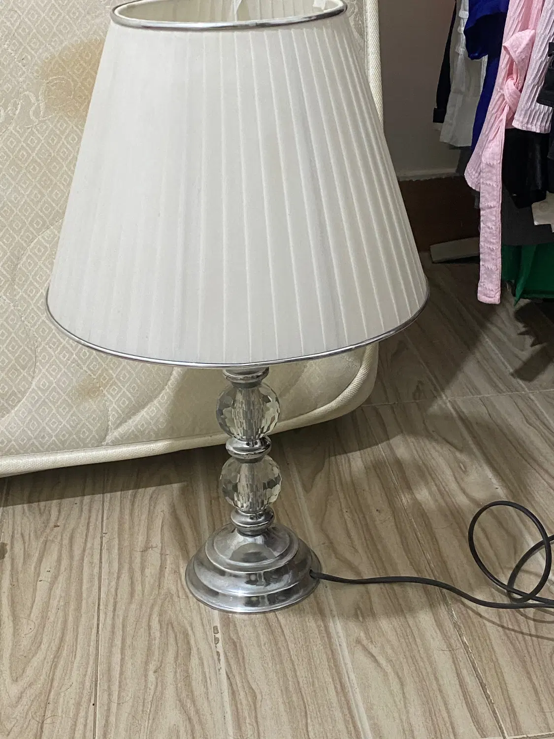 چراغ خواب|چراغ خواب و آباژور|گنبد کاووس, |دیوار