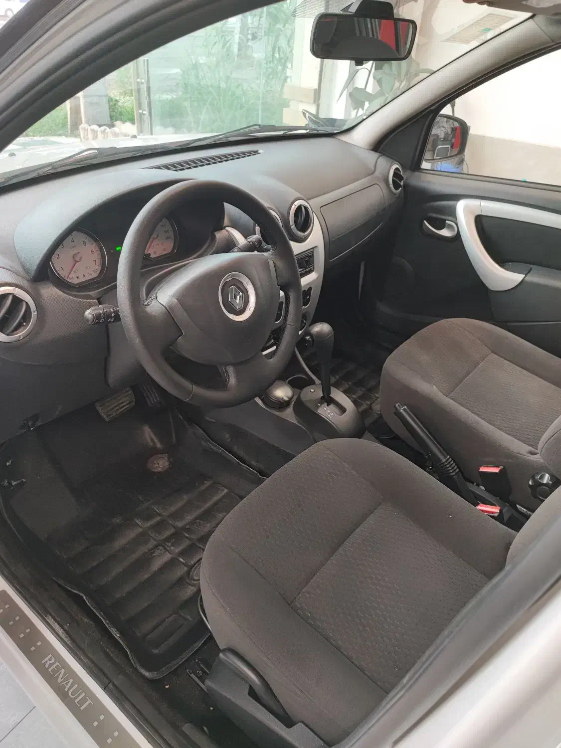 ساندرو مدل ۱۳۹۶ بدون رنگ|خودرو سواری و وانت|بابل, |دیوار