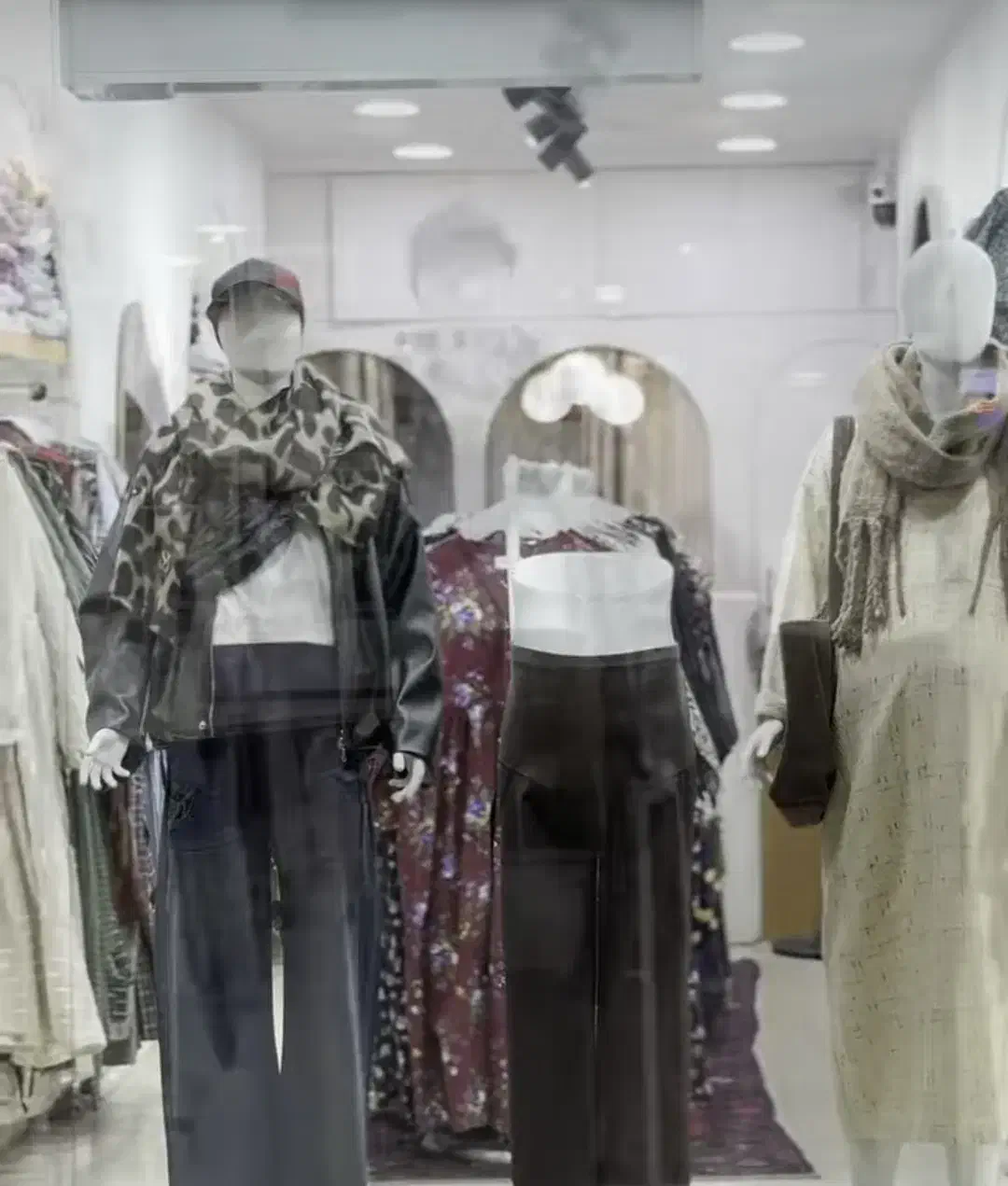 فروشنده خانم|استخدام خدمات فروشگاه و رستوران|تهران, هفت حوض|دیوار