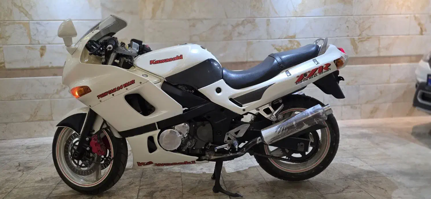 موتور کلکسیونی کاوازاکی zx400|موتورسیکلت|تهران, صد دستگاه|دیوار