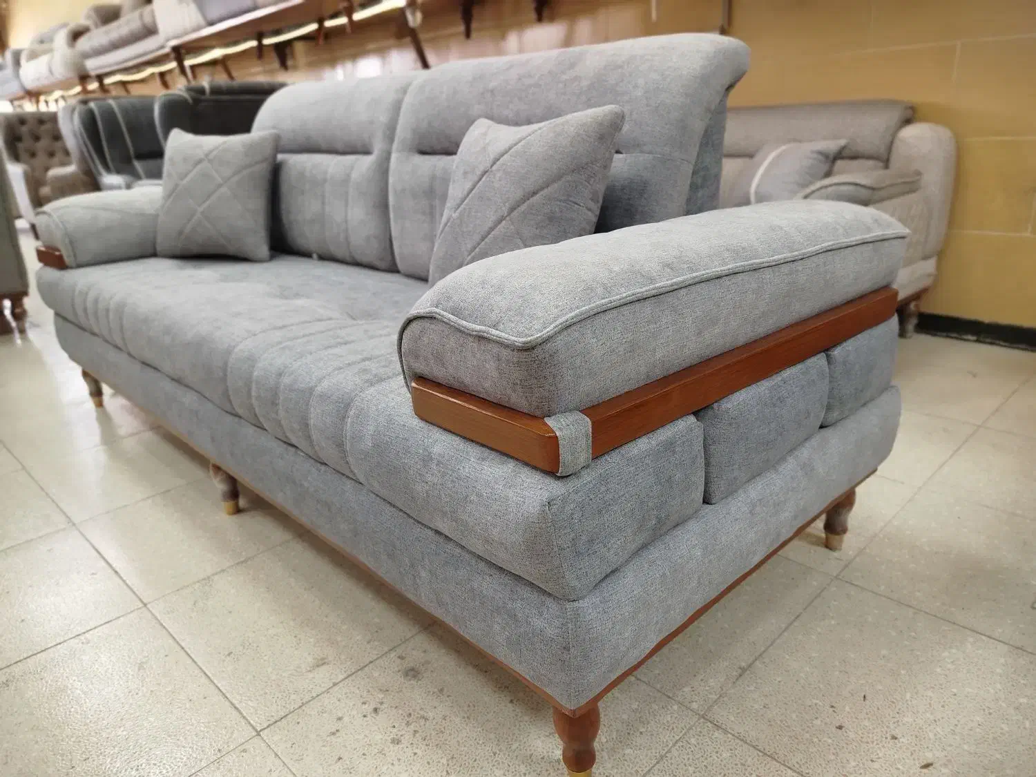 مبل یلدزتختشو شرکتی|مبلمان خانگی و میز عسلی|کرمانشاه, |دیوار