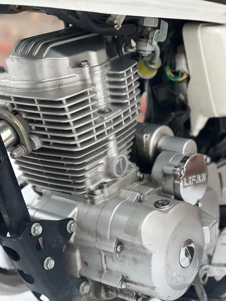 نیکتاز ۲۰۰|موتورسیکلت|ایلخچی, |دیوار