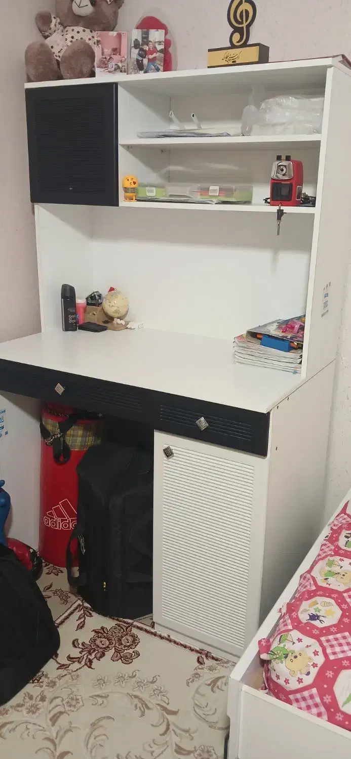 سرویس خواب کامل .کودک و نوجوان نو نو|تخت و سرویس خواب|سمیرم, |دیوار