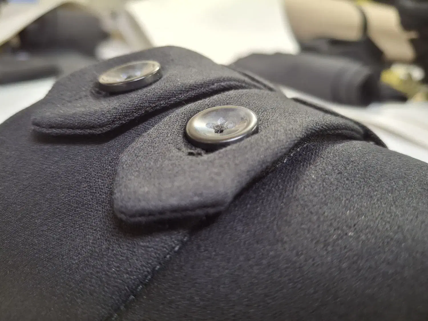 کارگاه خیاطی|لباس|کاشان, بازار کاشان|دیوار