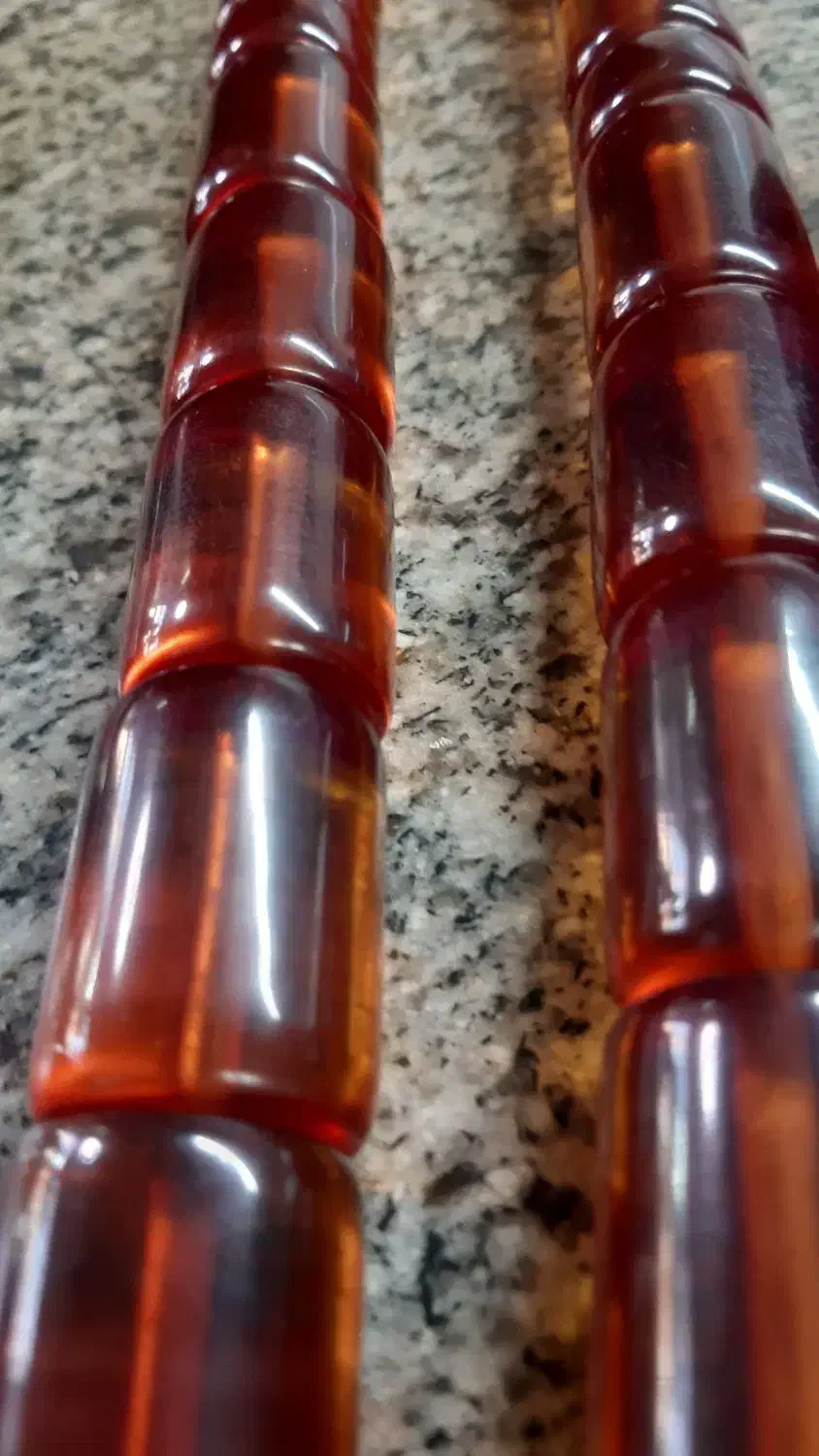 تسبیح کهربا المانی دانه درشت کهنه عطردار|کلکسیون اشیاء عتیقه|بناب, |دیوار