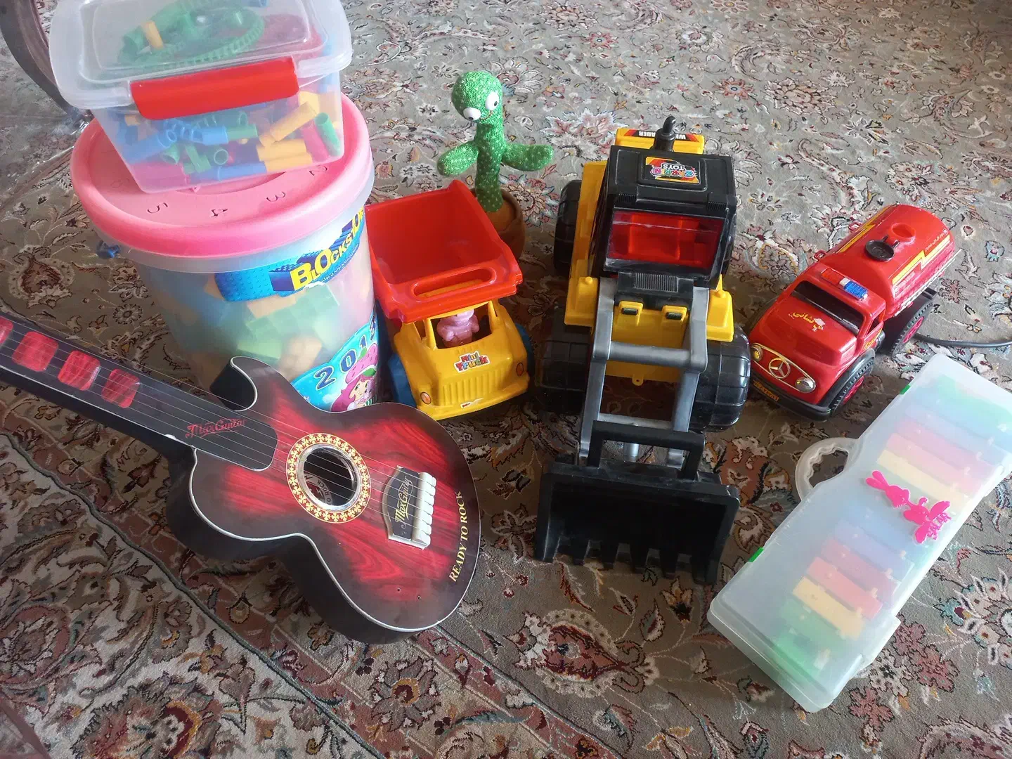 اسباب بازی آجر،ماشین،بلز ،کاکتوس سخنگو ،بیل و|اسباب‌‌بازی|مبارکه, |دیوار