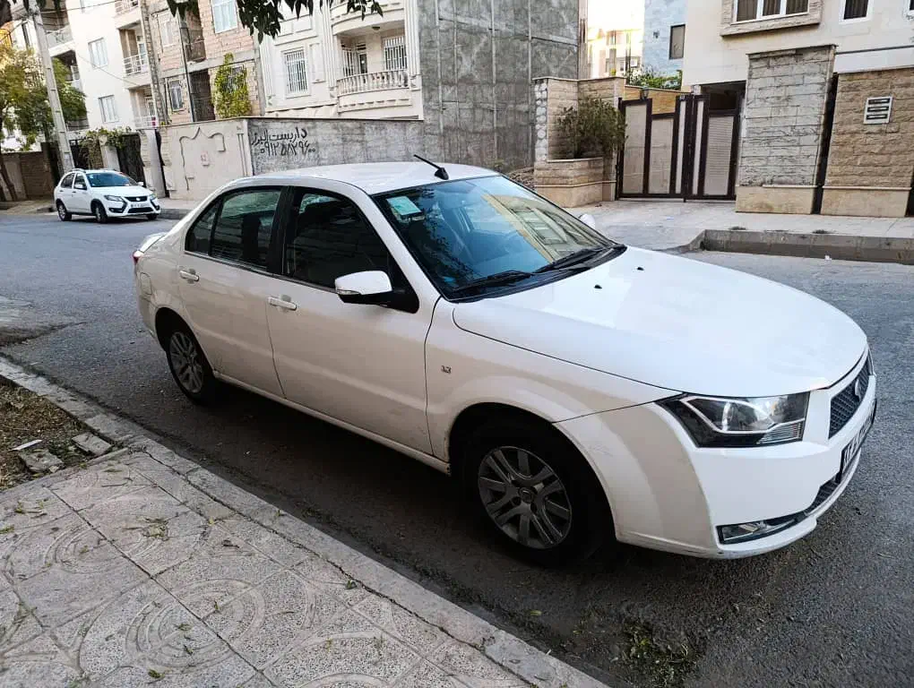 دنا سفید|خودرو سواری و وانت|هشتگرد, شهرک بعثت|دیوار