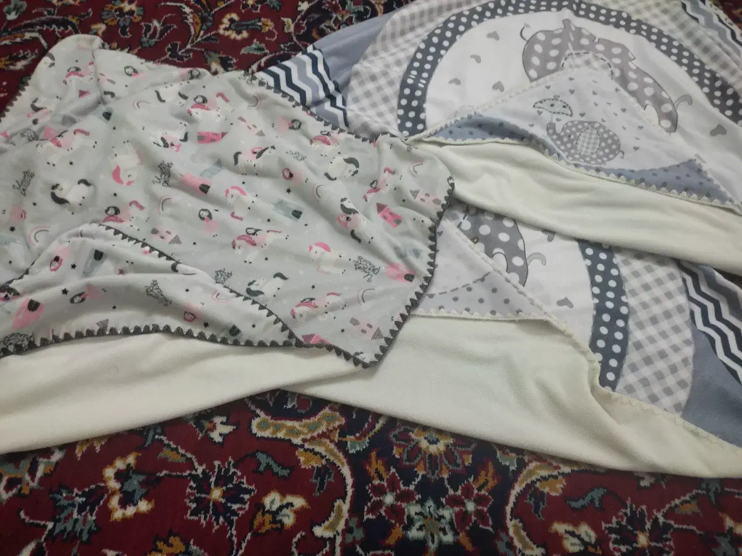 پتو کلاه دار خارجی|رختخواب، بالش، پتو|قم, مجیدیه|دیوار