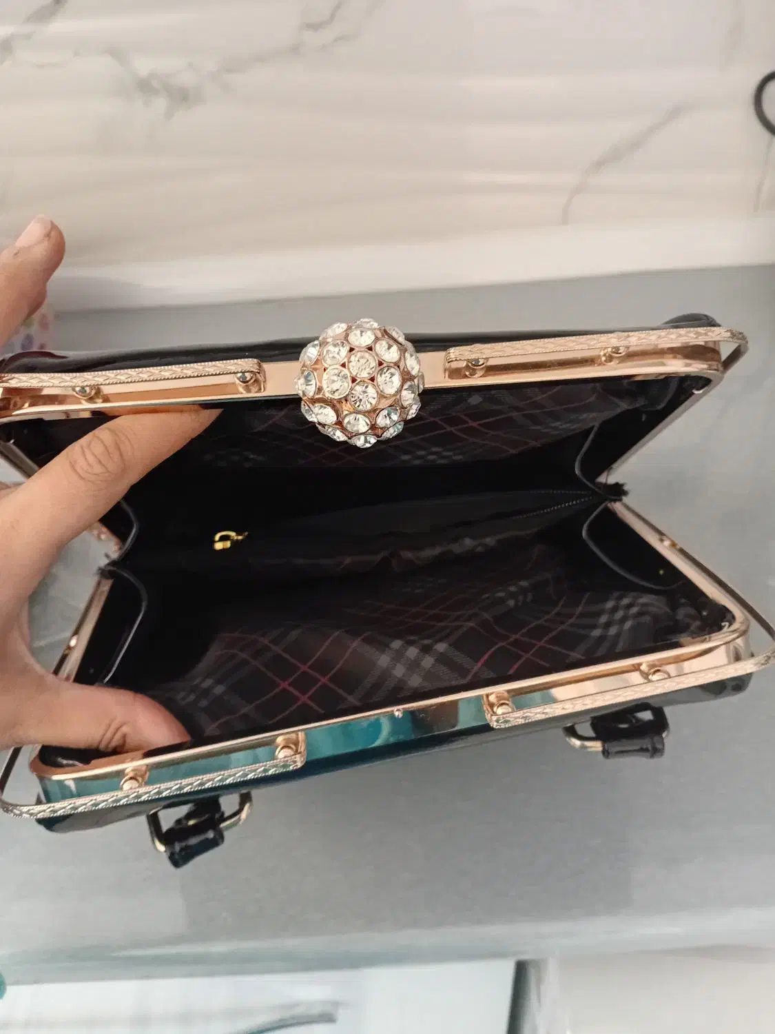 کیف ورنی خارجی|کیف، کفش، کمربند|فلاورجان, |دیوار