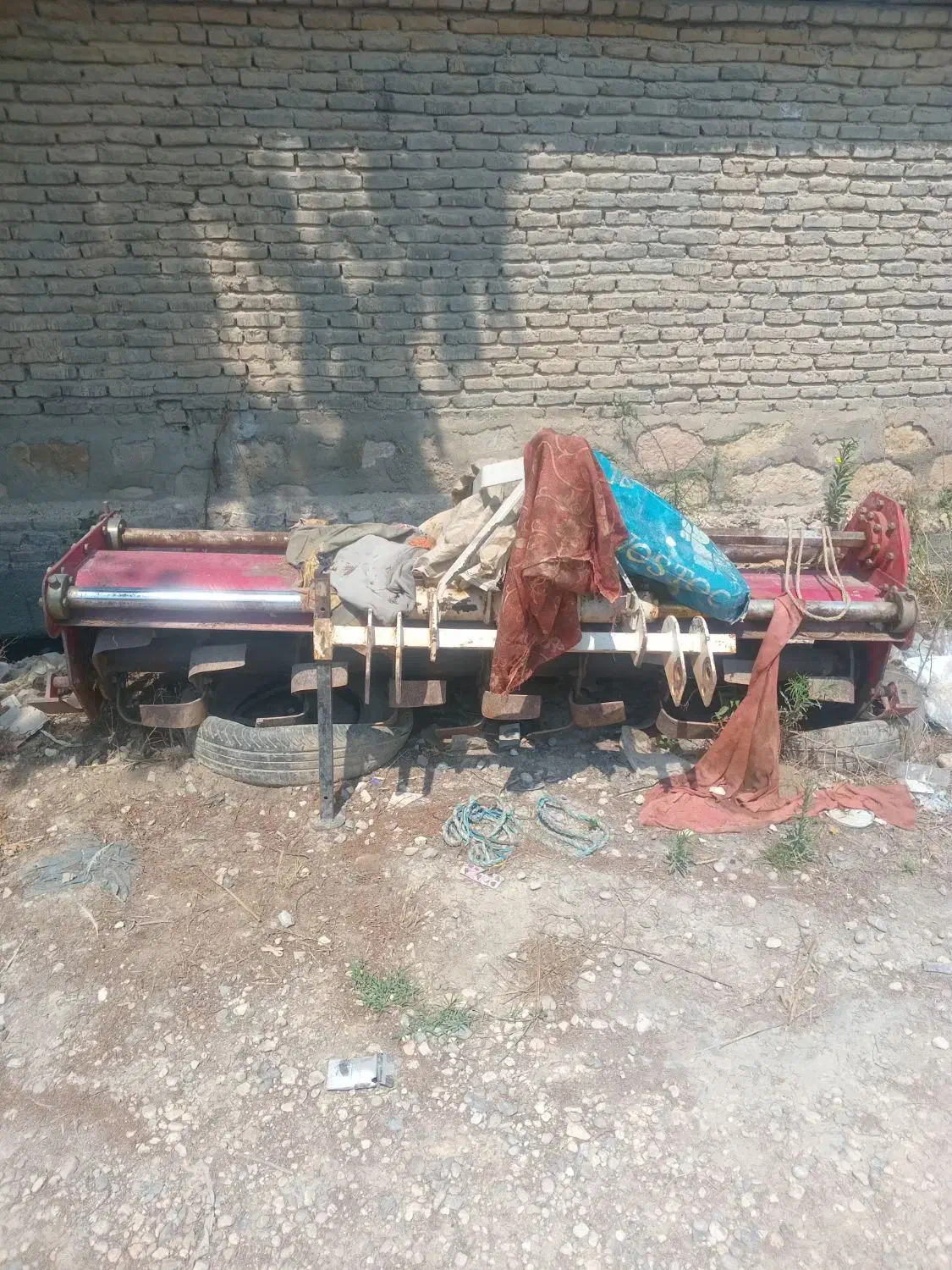 ادوات کشاورزی لاتوری کاه بند چرخ اهنی گاو اهن|ماشین‌آلات صنعتی|نکا, |دیوار
