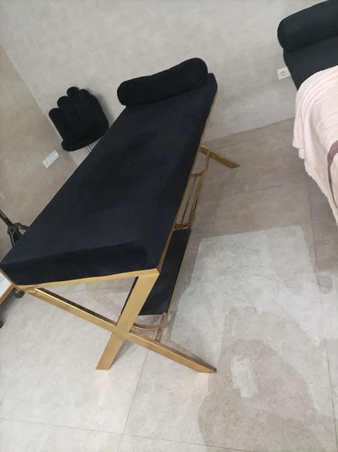 کاملا سالم|آرایشگاه و سالنهای زیبایی|کلاچای, |دیوار