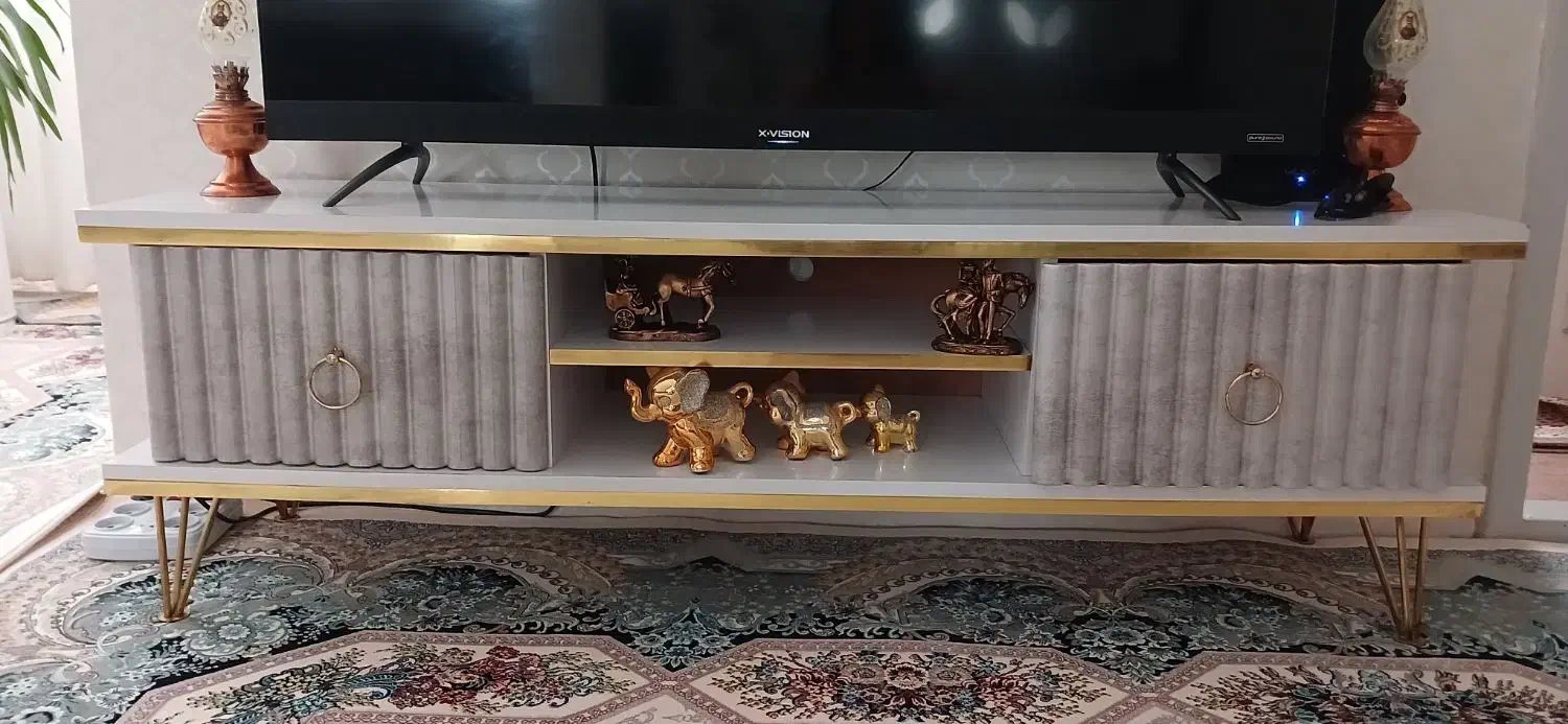 میز تلویزیون در حد نو|میز تلویزیون|تربت جام, نظامی|دیوار