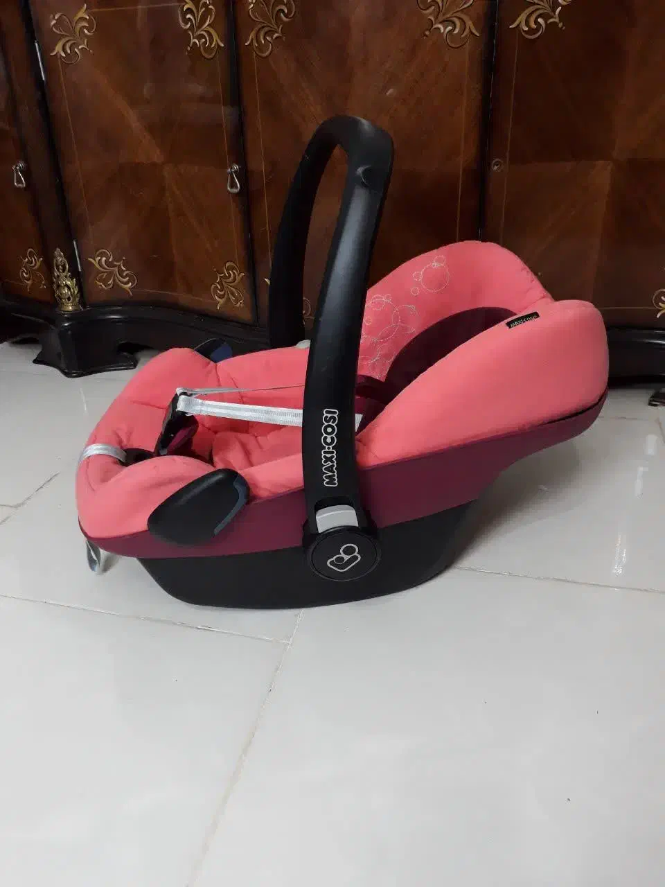 کریر مکسی کوزی مدل پبل در حد نو|تخت و صندلی بچه|تهران, سازمان آب|دیوار