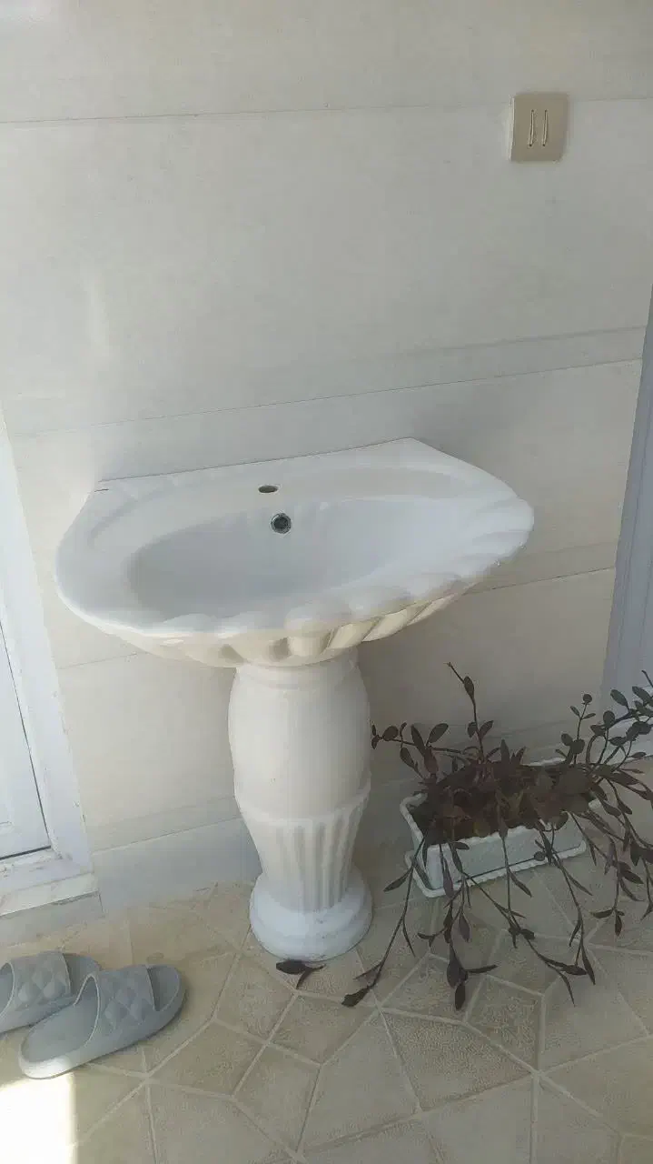 روشویی بزرگ|لوازم سرویس بهداشتی|کوهدشت, |دیوار