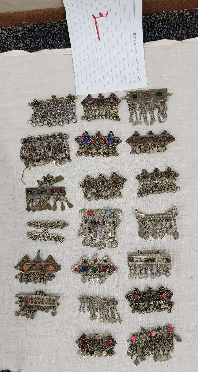 گردنبند های قدیمی|زیورآلات و اکسسوری|اردستان, |دیوار